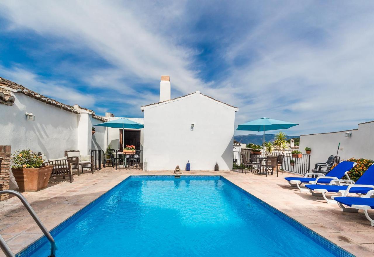Casa Mundo - 16Th Century Traditional White Village House With Pool Pinos del Valle Exteriör bild