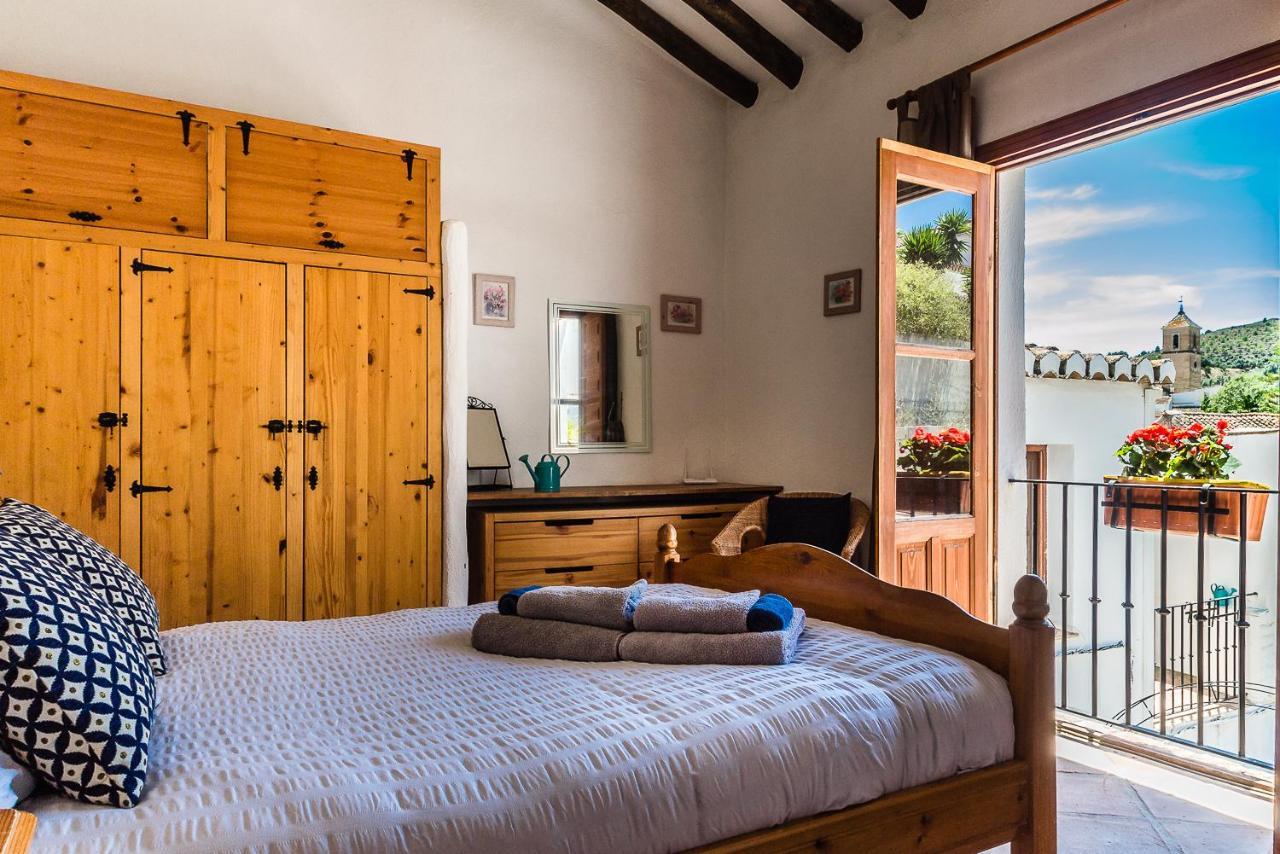 Casa Mundo - 16Th Century Traditional White Village House With Pool Pinos del Valle Exteriör bild