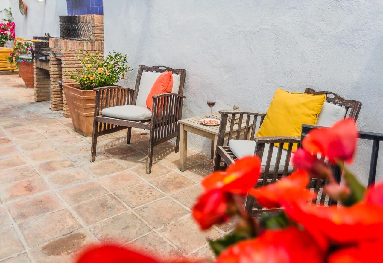 Casa Mundo - 16Th Century Traditional White Village House With Pool Pinos del Valle Exteriör bild